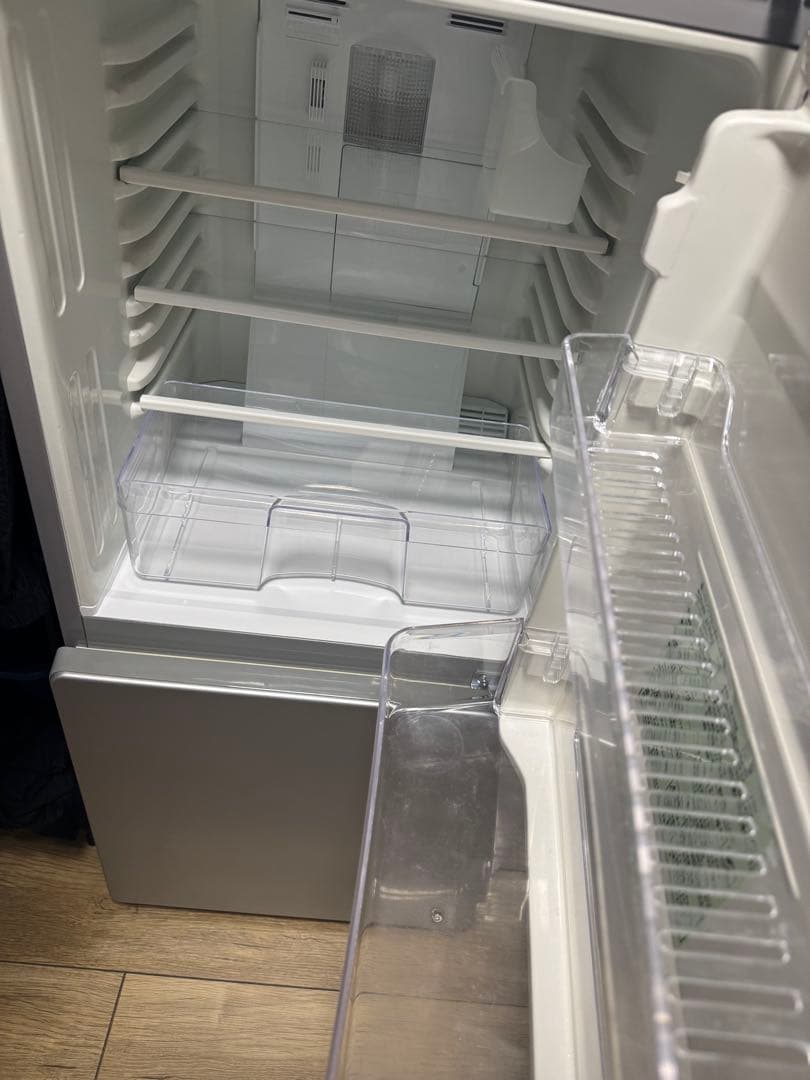 大幅値下げ！【送料込み】冷凍冷蔵庫UR-J110H 2017年製