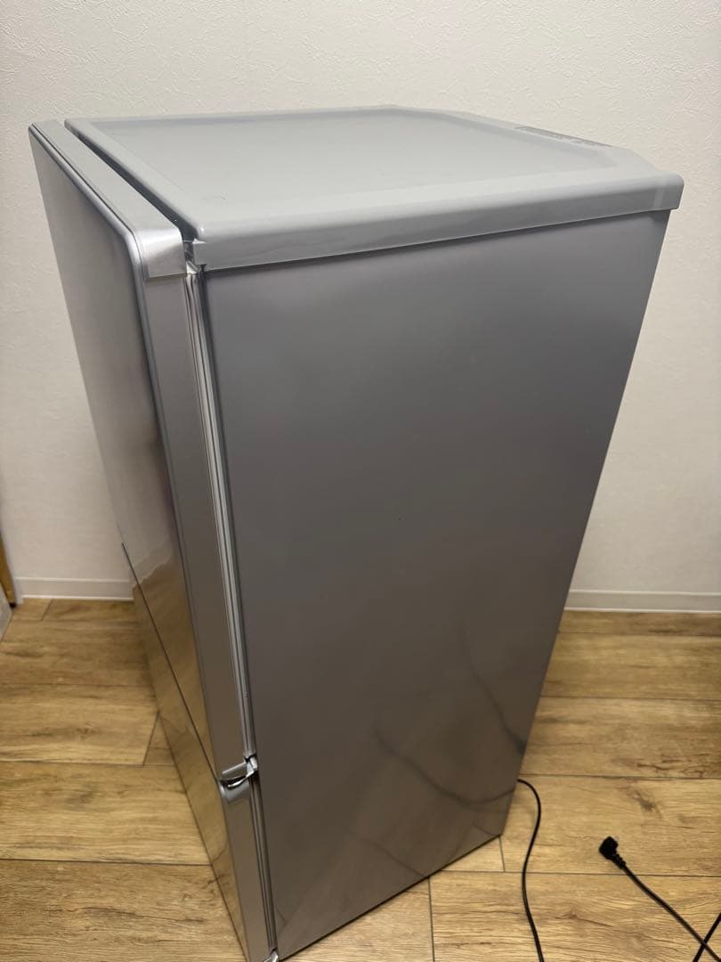 大幅値下げ！【送料込み】冷凍冷蔵庫UR-J110H 2017年製