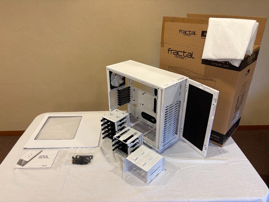【美品完品】Fractal Design Define R5 Window 白
