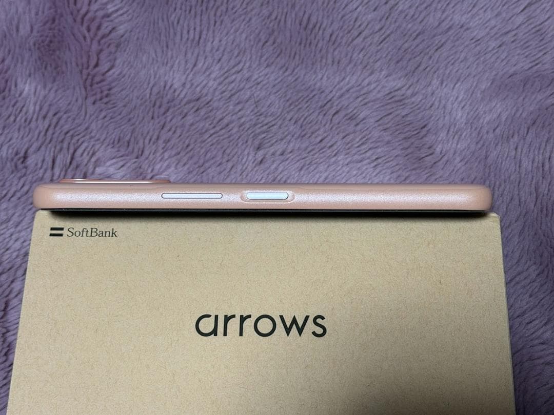 【超美品】 arrows We2 ライトオレンジ SoftBank版