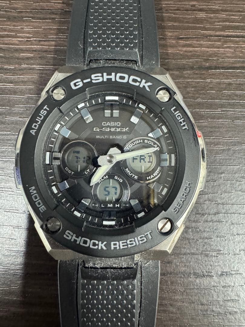 シビ丸。G-SHOCK GST-W300 電波ソーラー マルチバンド6
