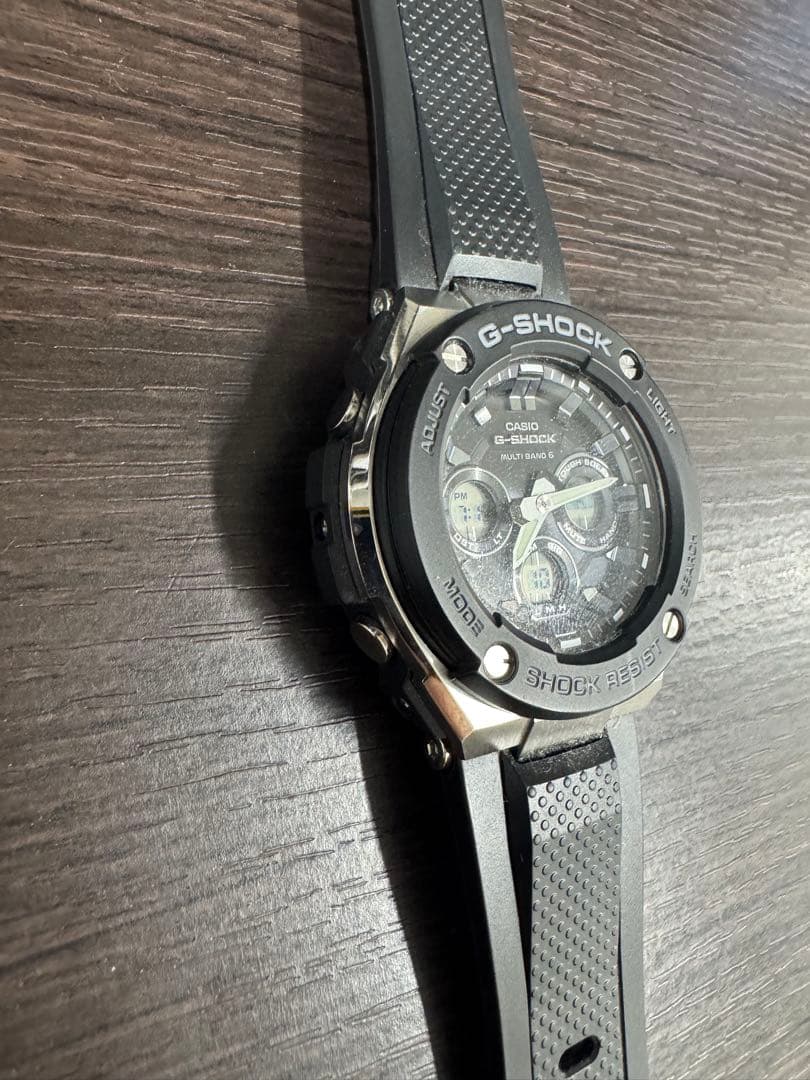 シビ丸。G-SHOCK GST-W300 電波ソーラー マルチバンド6