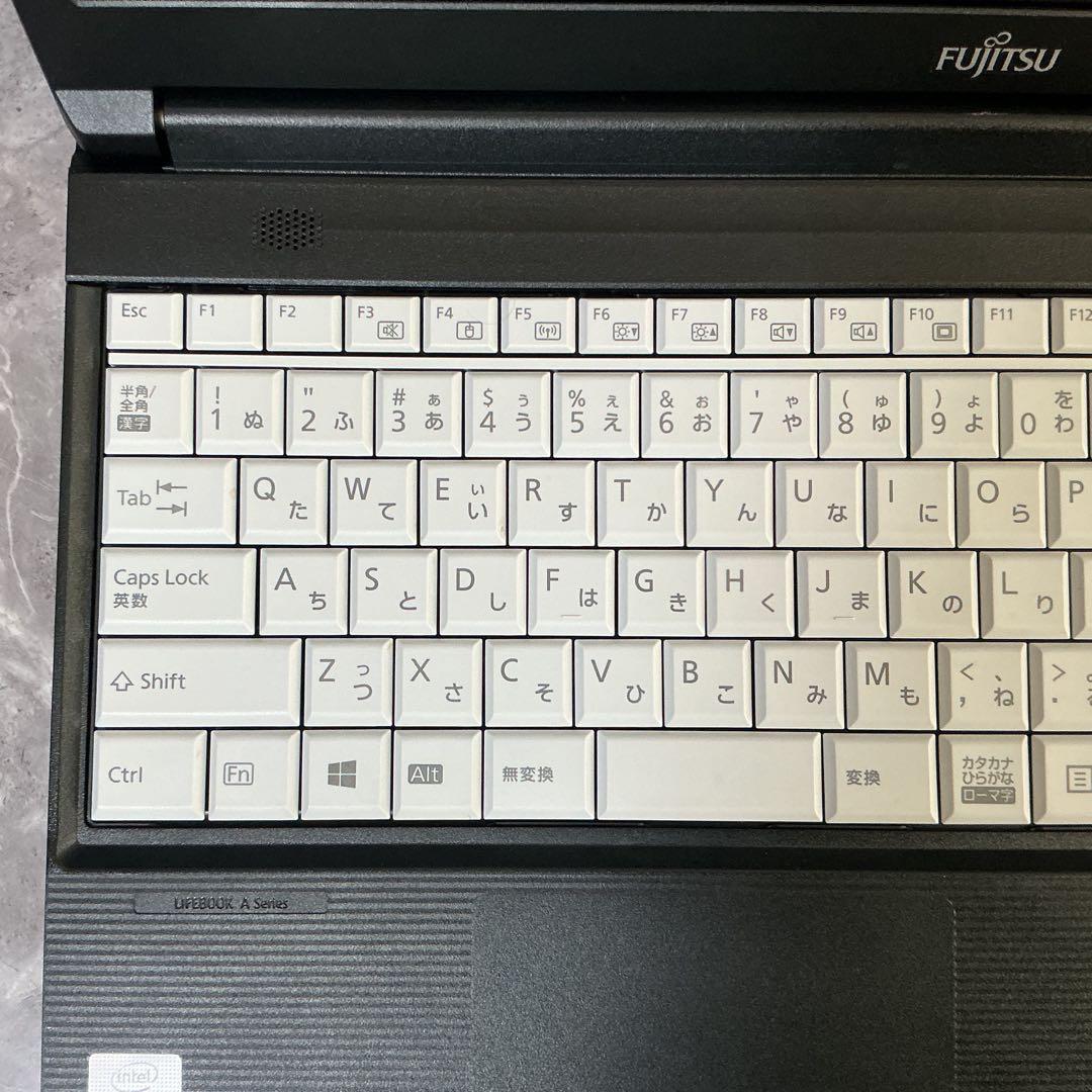 FUJITSU 第10世代 corei5 メモリ16GB 新品SSD256GB