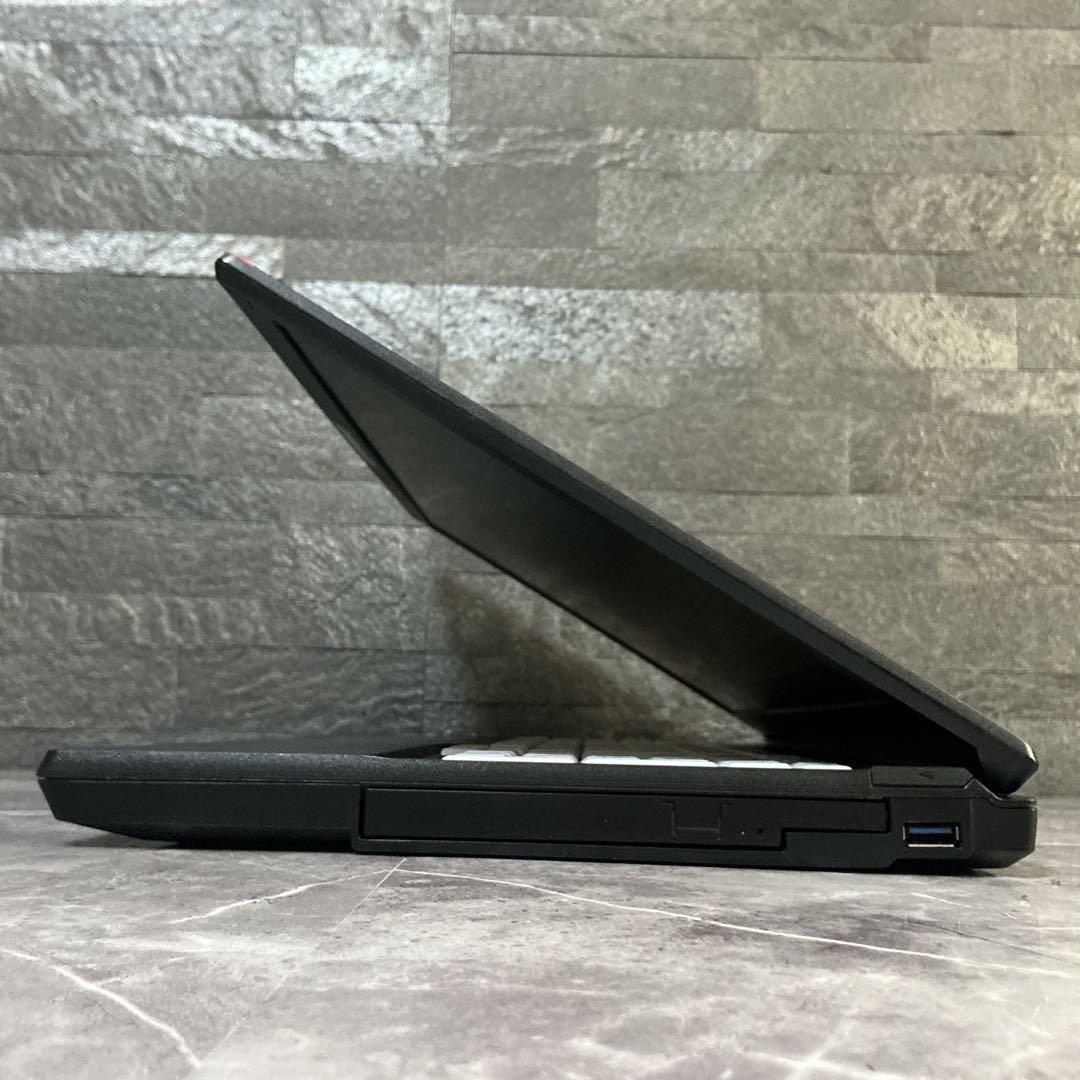 FUJITSU 第10世代 corei5 メモリ16GB 新品SSD256GB