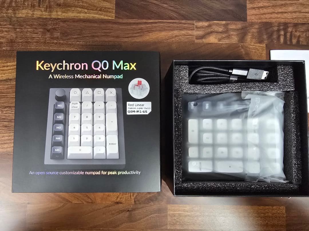 【超美品】Keychron Q0 Max 赤軸 ワイヤレスメカニカルテンキー