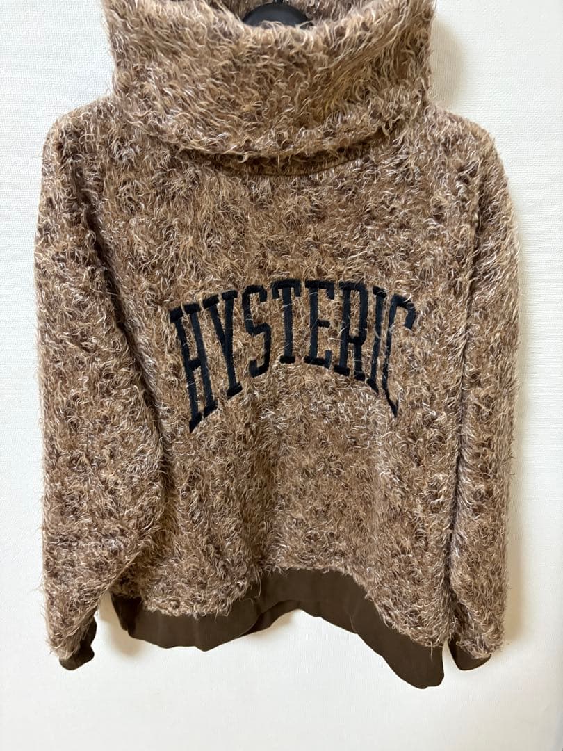 ヒステリックグラマー　VARSITY LOGO刺繍オフタートルプルオーバー