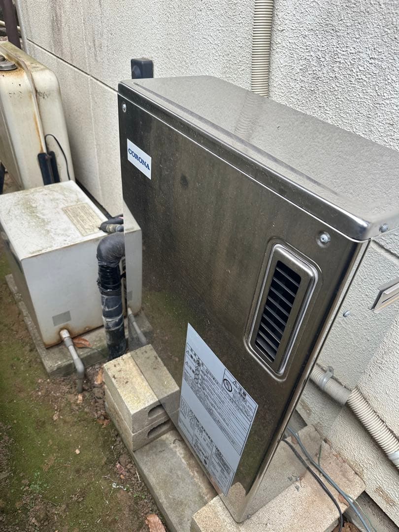 コロナの石油小形給湯機「UIB-SA382 (MS)」引き取り限定　茨城県古河市