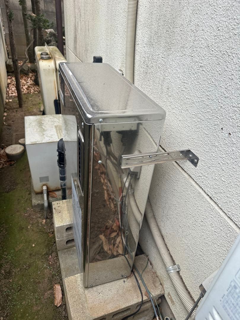 コロナの石油小形給湯機「UIB-SA382 (MS)」引き取り限定　茨城県古河市