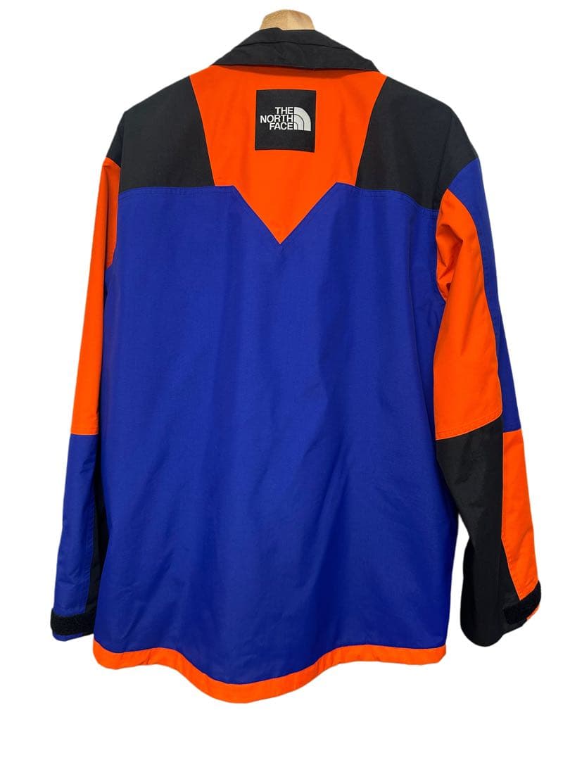 THE NORTH FACE マウンテンパーカー オレンジ