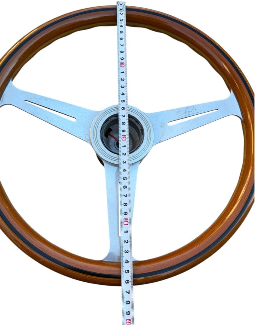 希少【NARDI Classic】ウッドステアリング