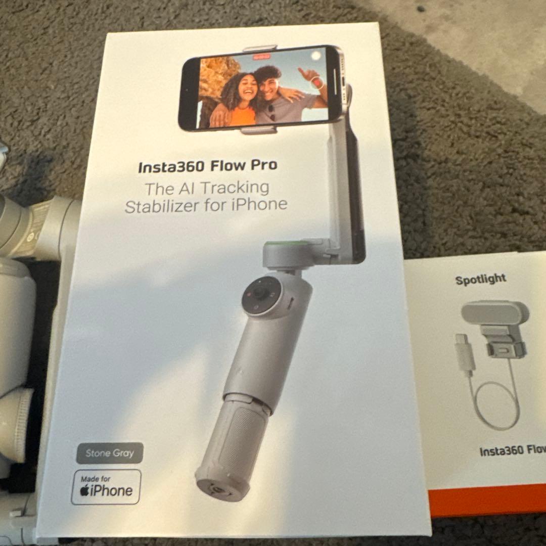 Insta360 Flow Pro スタビライザー　magsafeクランプ付