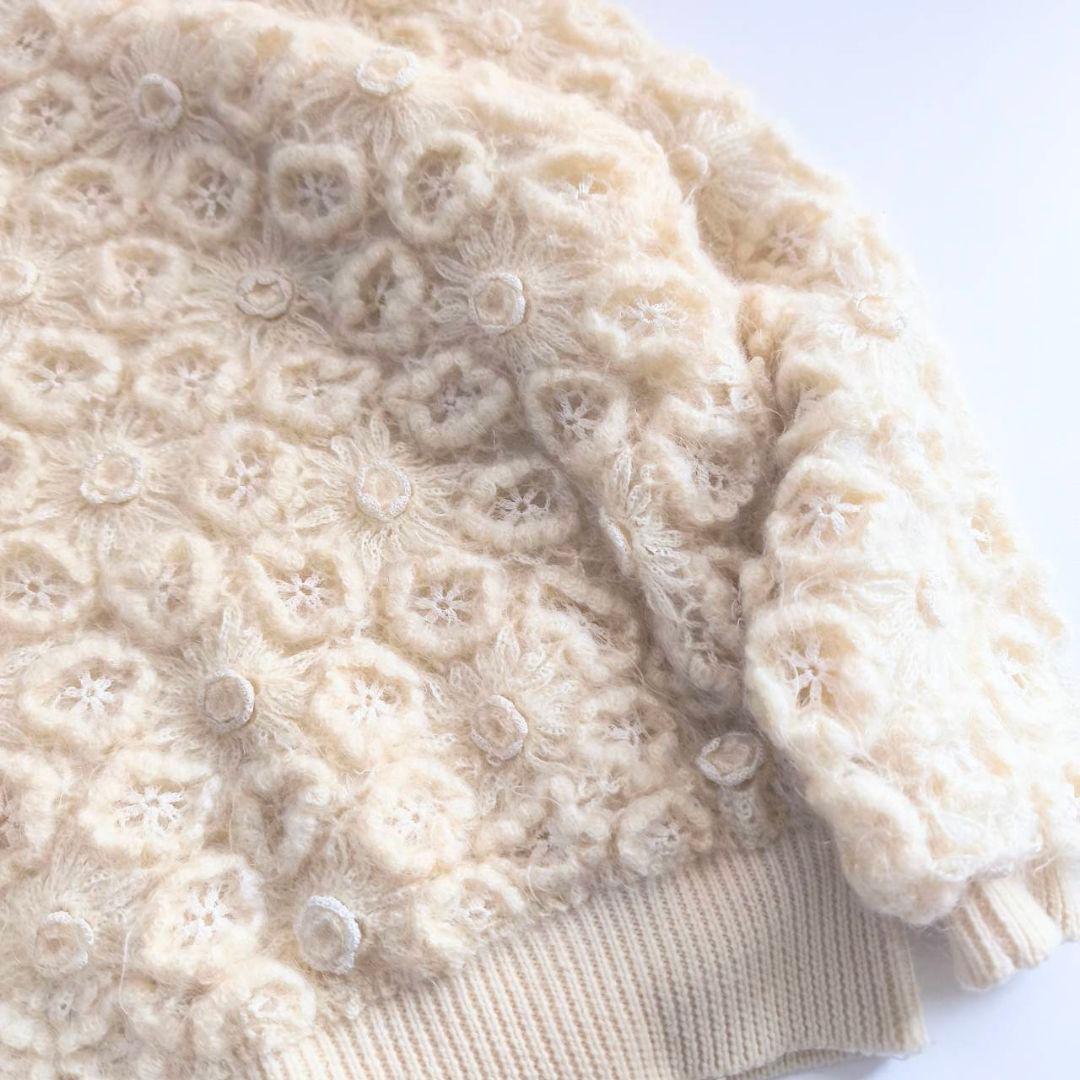 立体刺繍　ヴィンテージ　花柄　オフホワイト　ハンドニット　フラワー編み C2