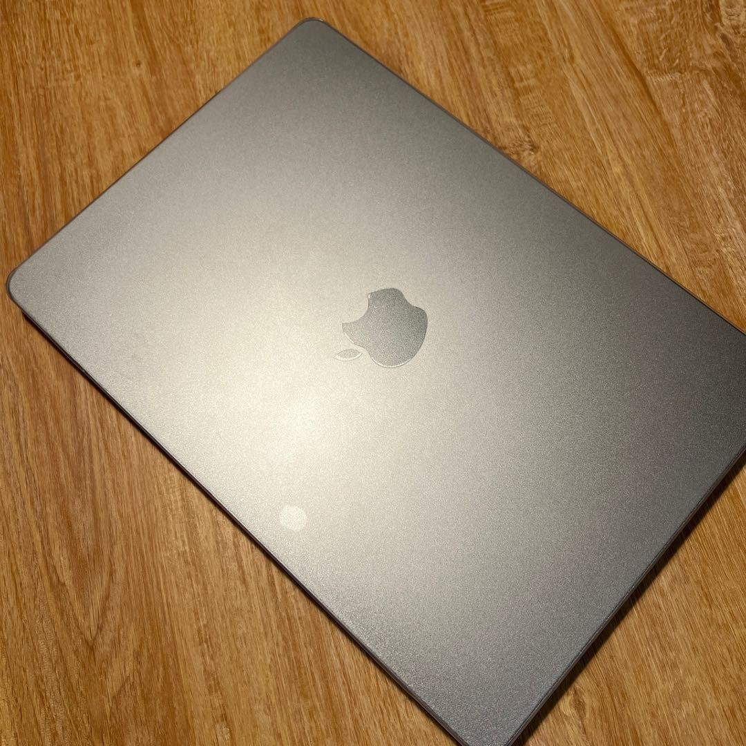 MacBook本体 MacBook Air M2 13inch, 8-256