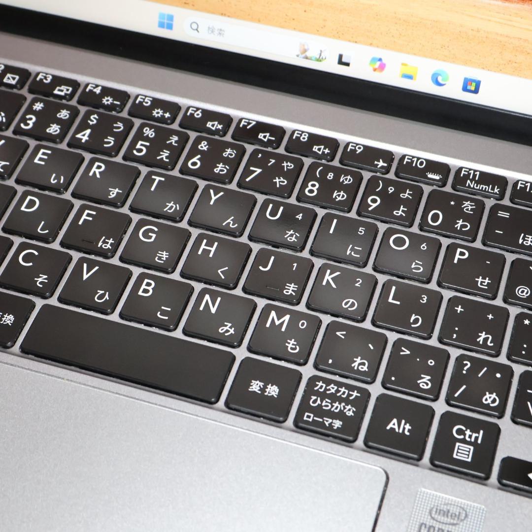 Win11公式対応10世代i5/メ16G/新品SSD/無線/TypeC/HDMI