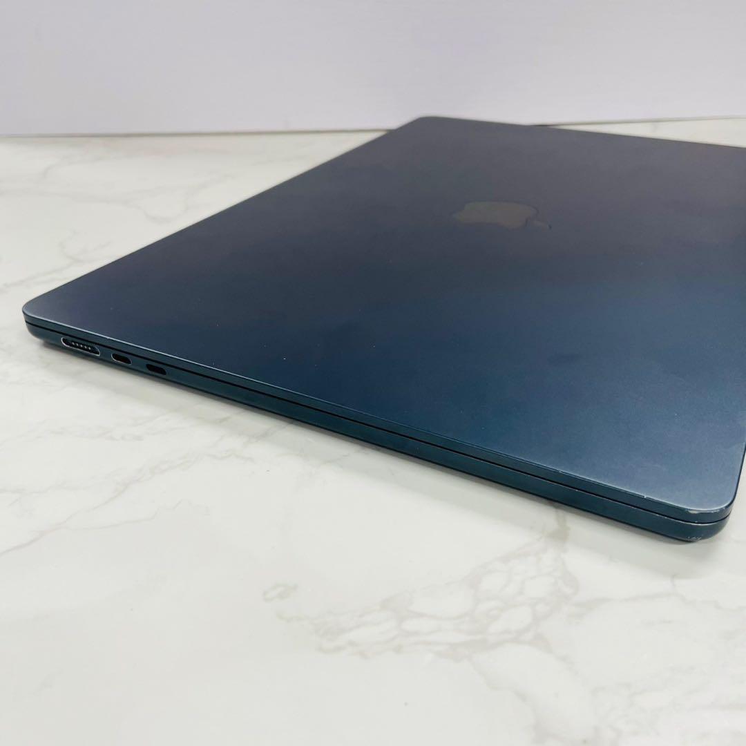 MacBook Air 2023 15インチ M2 8GB 256GB
