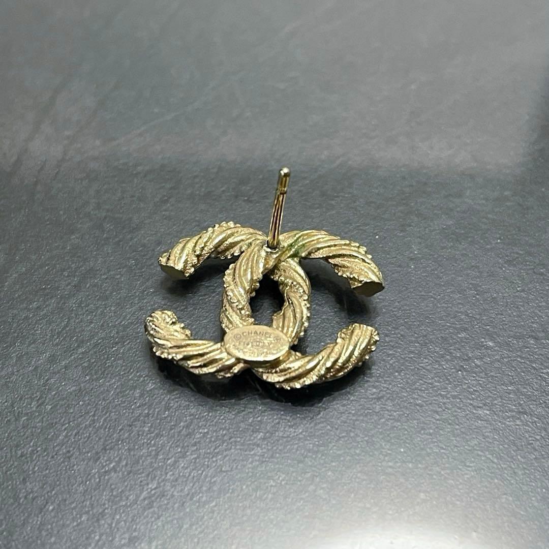 CHANEL/シャネル/ピアス/片耳/ゴールド/ねじれ/ヴィンテージ