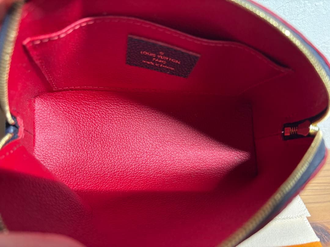 ルイヴィトン　コスメポーチ