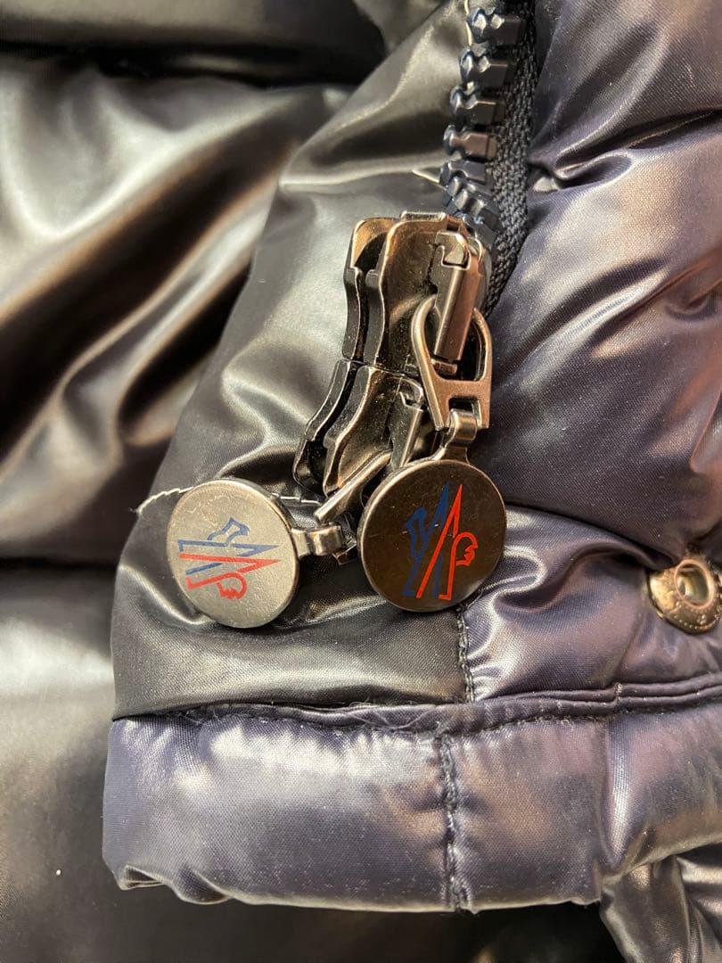 ★1月中限定値引き　モンクレール　エベレスト　廃盤　ビッグロゴ　ネイビー　L