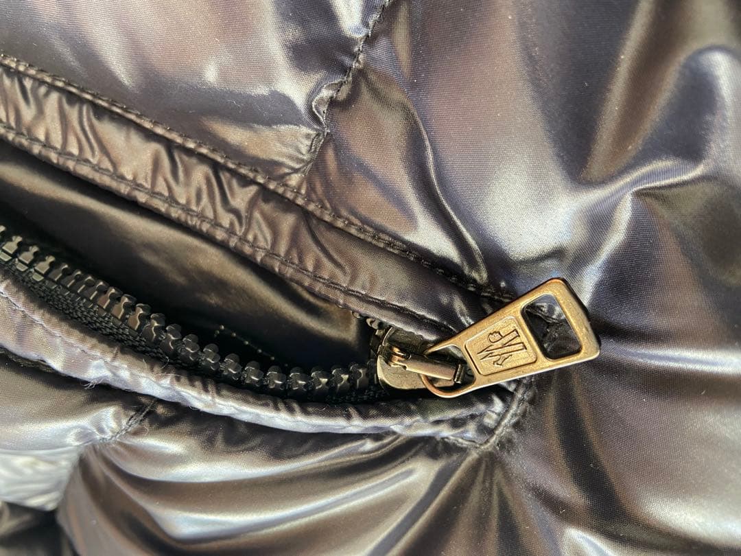 ★1月中限定値引き　モンクレール　エベレスト　廃盤　ビッグロゴ　ネイビー　L