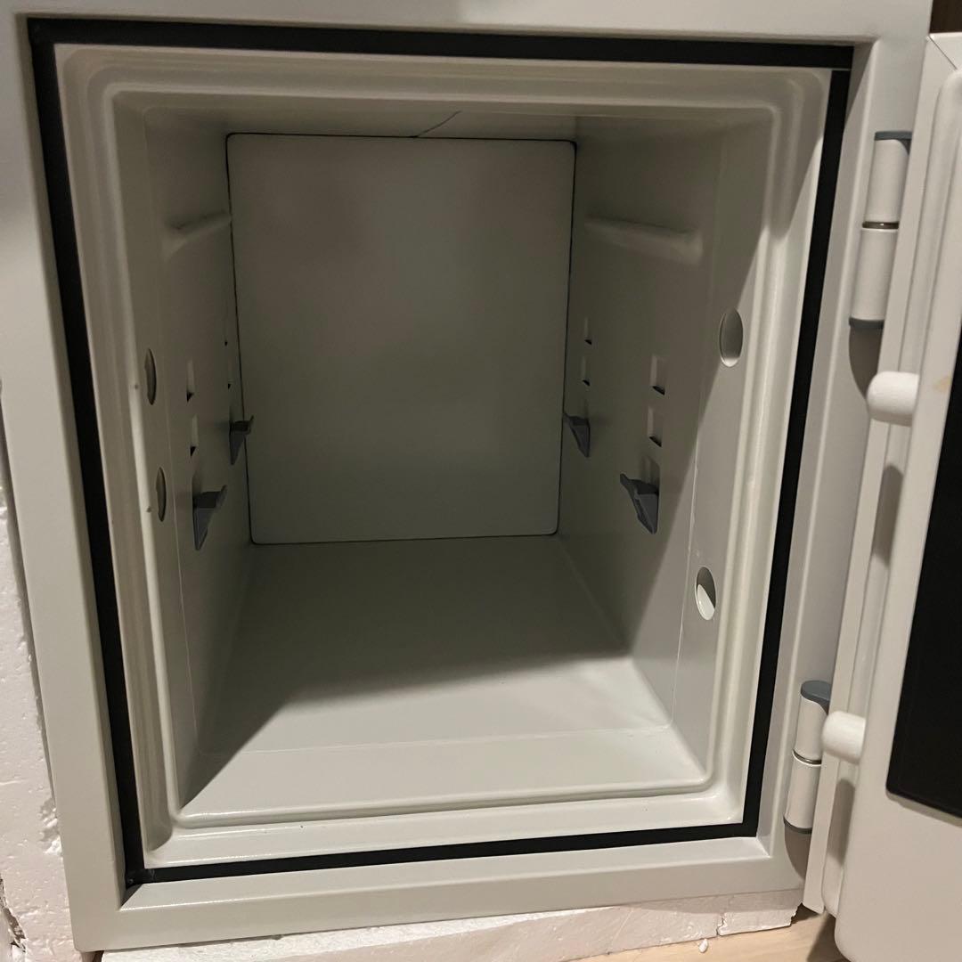 警報機付き耐火金庫 60分耐火 ディプロマット コンパクト タッチパネル