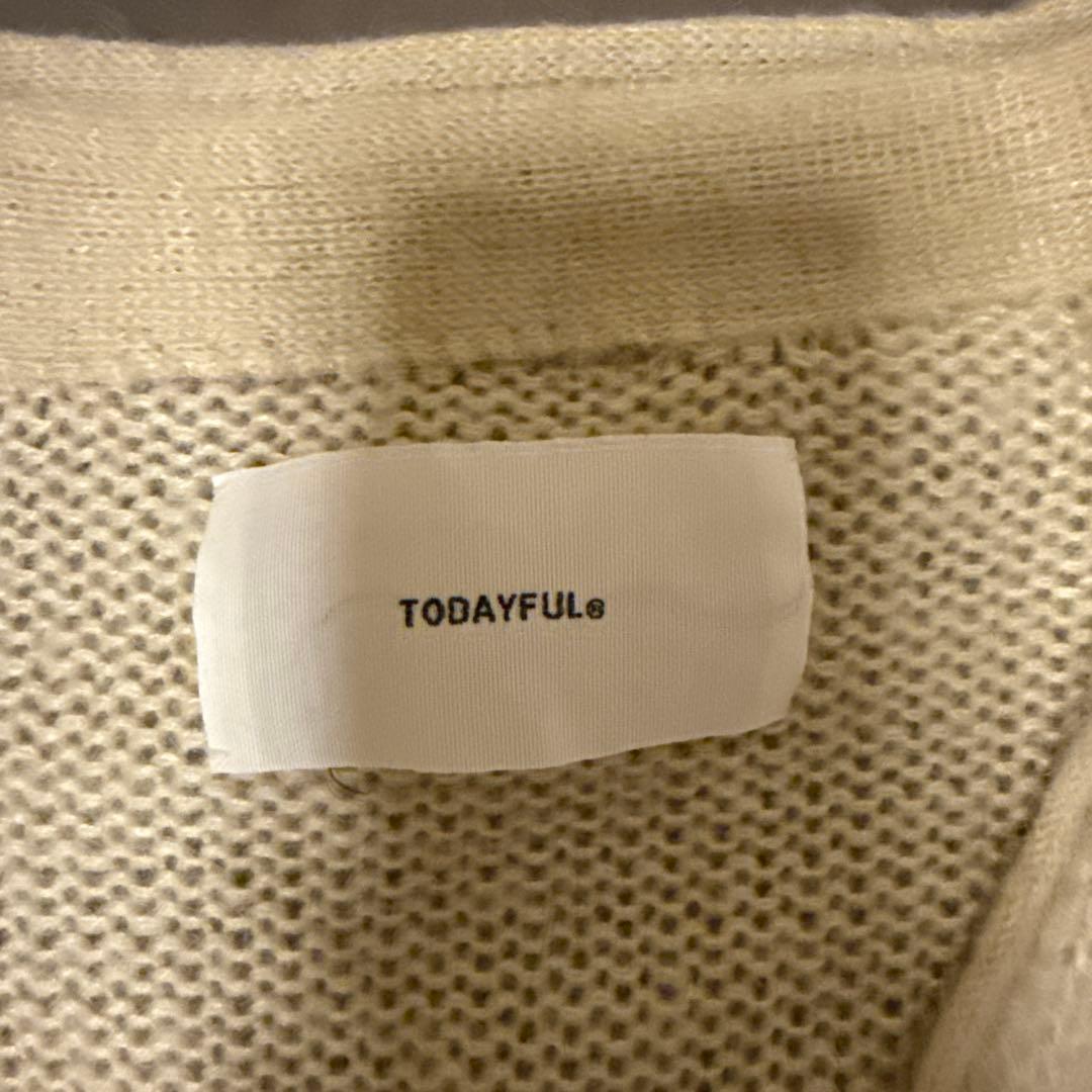 TODAYFUL クリーム色カーディガン