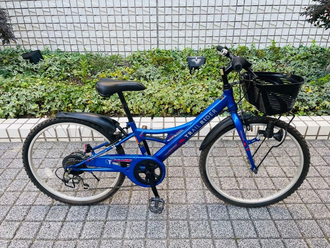 引取り限定　子供用自転車　ヘルメット付き　サカモトテクノ　外装6段変速24インチ