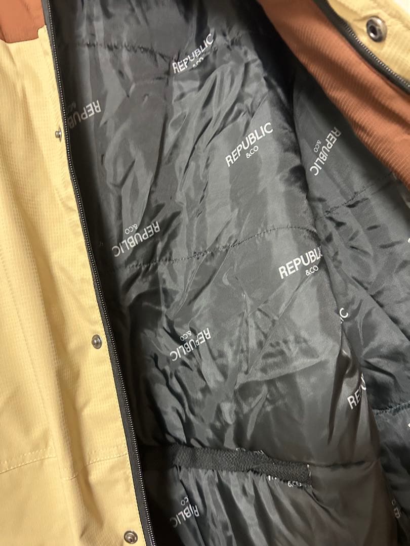 REPUBLIC&CO Mサイズ　ブラウン　スノーボードウェア　美品