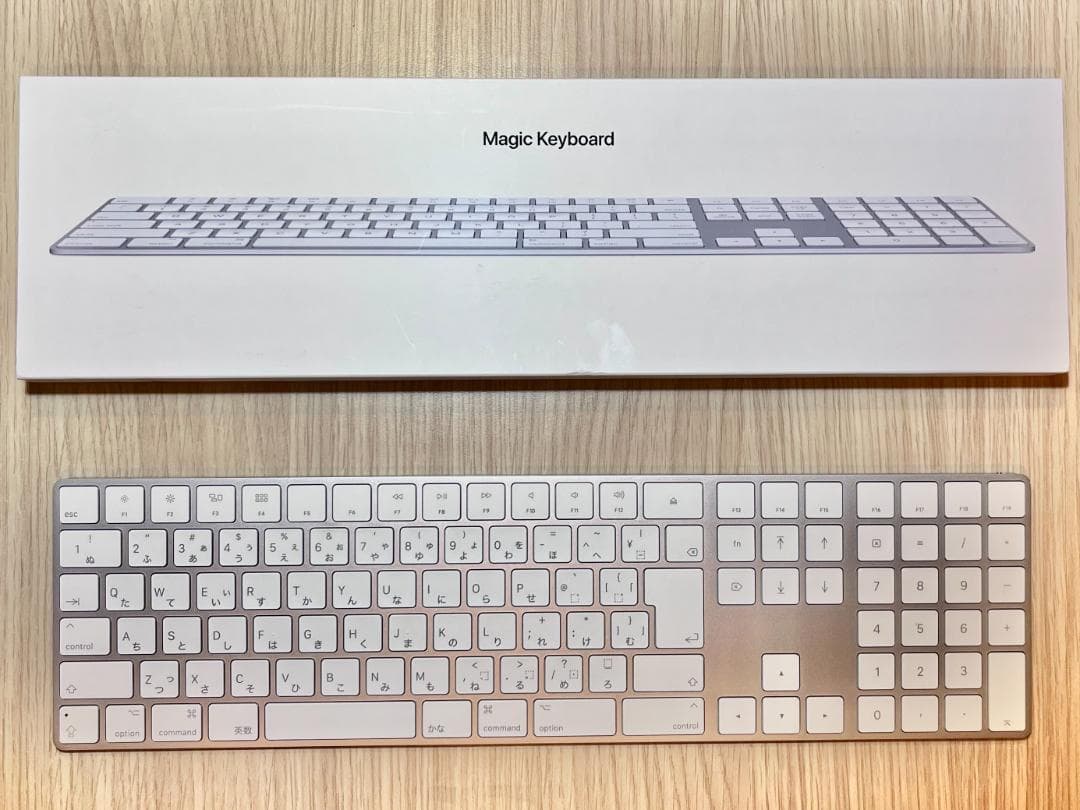 Apple Magic Keyboard テンキー付き ホワイト / A1843