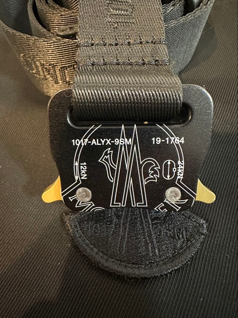 【Inai,Inai,Bar】MONCLER モンクレール マルチベルト