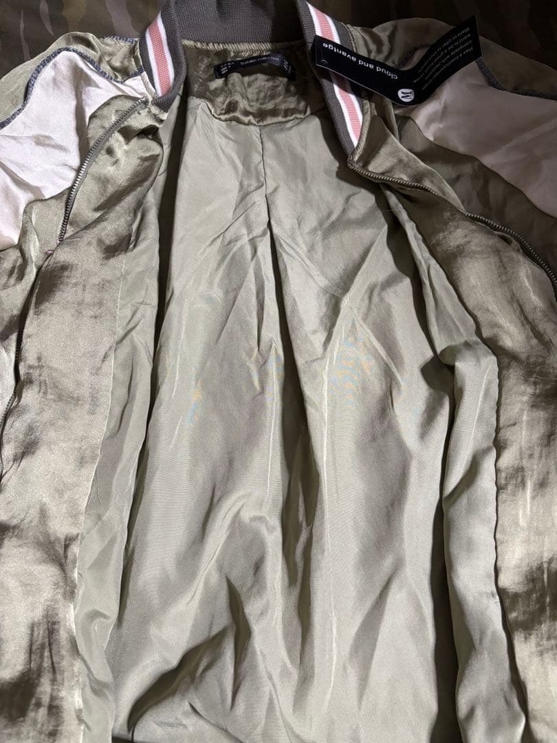 スカジャン　人気完売　未使用