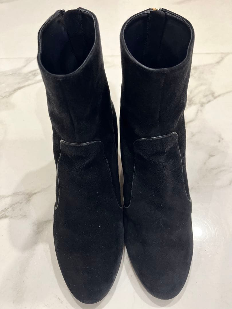値下げ‼️新年セール【Louis Vuitton ルイ・ヴィトン】黒スエードブーツ