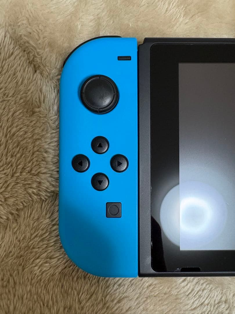 【美品】Nintendo Switch ニンテンドースイッチ 本体 ケース付き