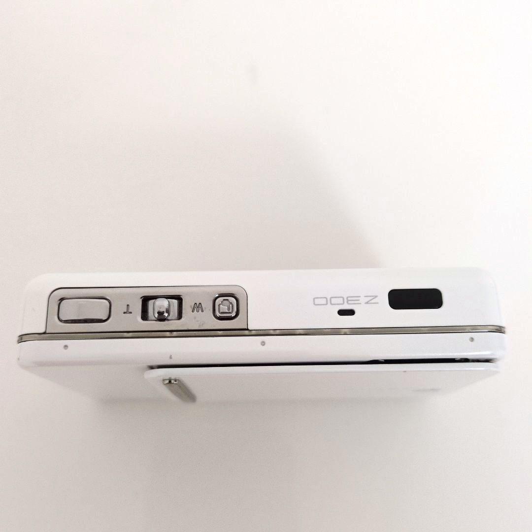 FUJIFILM FINEPIX Z300 ホワイト　デジタルカメラ充電器つき