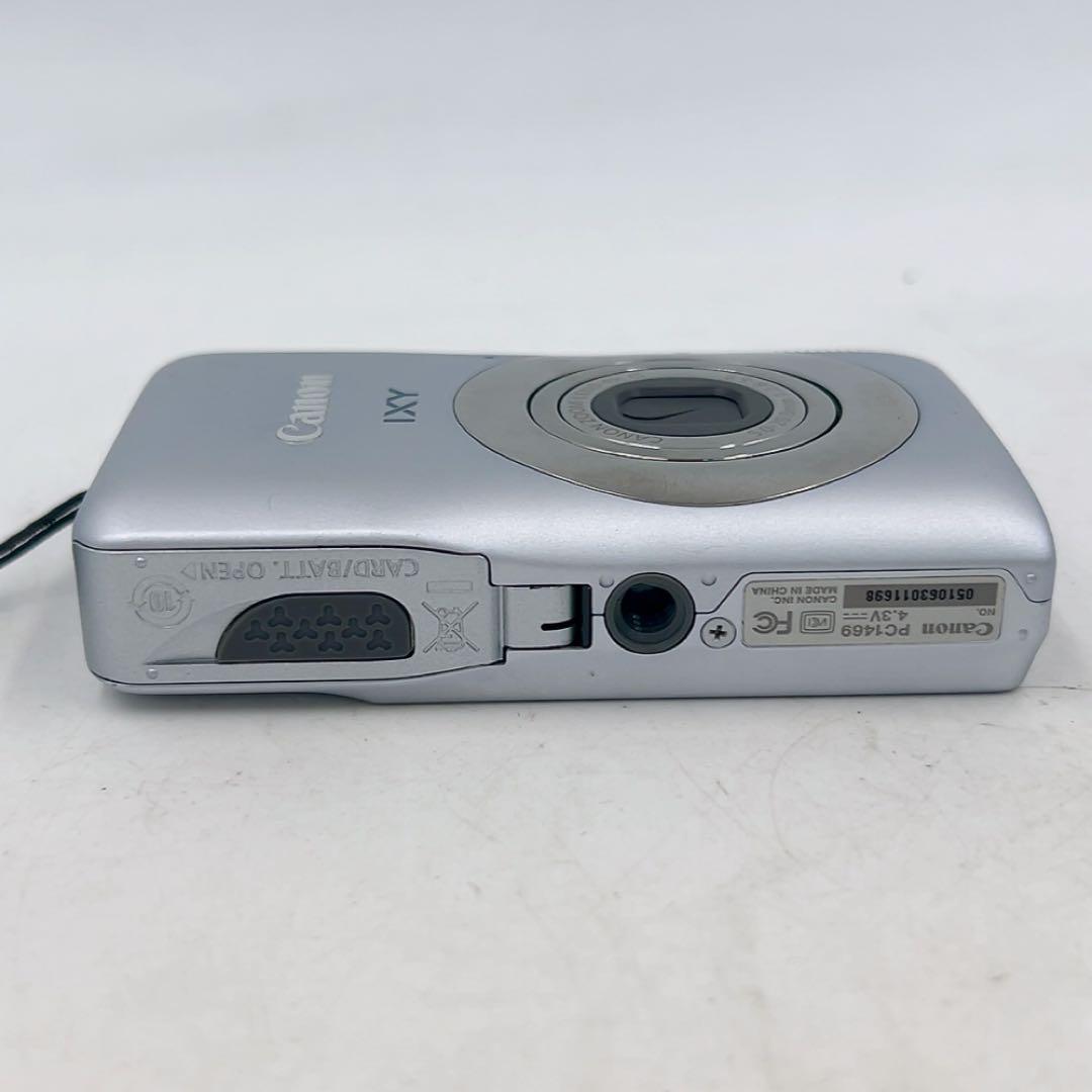 11ABM036 Canon IXY200F シルバー　デジカメ 動作品