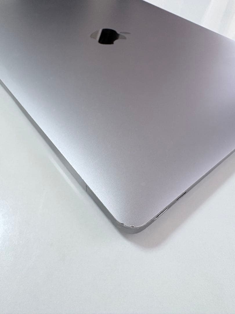 MacBook 本体 i7 256GB SSD グレー