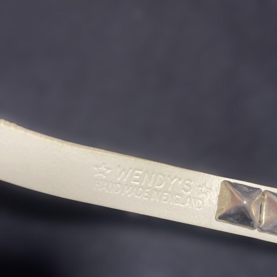 WENDY'S シングル　ピラミッド鋲　白ベルト