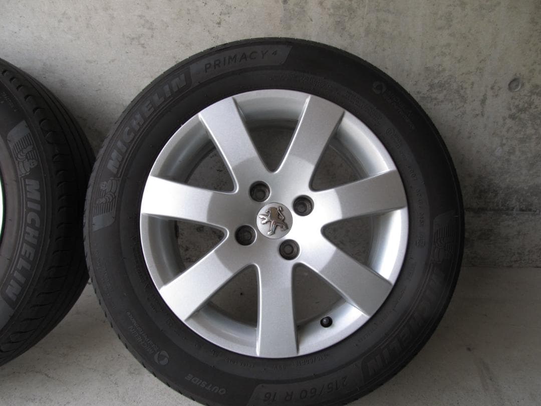 プジョー純正1６インチアルミホイール（Ｔ８５型3008で使用）