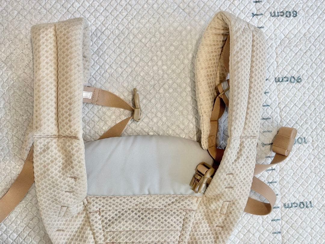 ergobaby OMNI Breeze ベージュ抱っこ紐