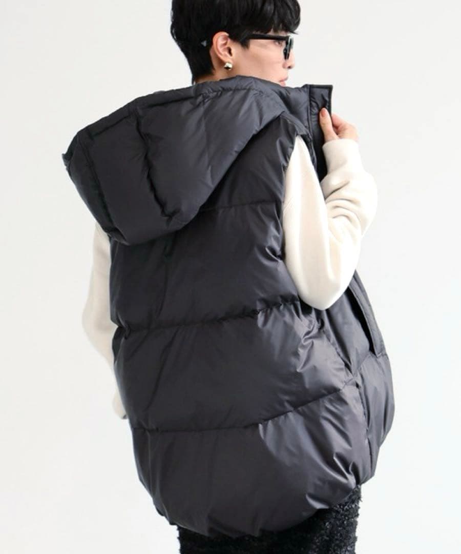 新品タグ付き　¥36,300 バンヤードストーム　フーディーダウンベスト【撥水】