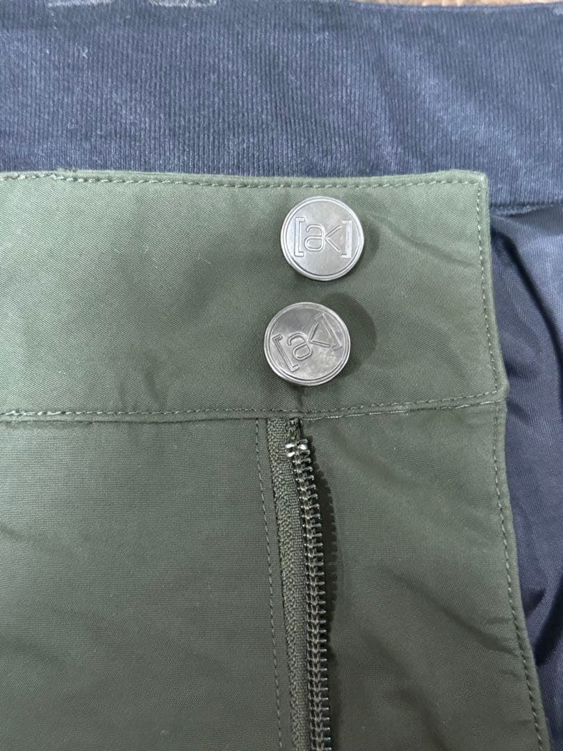 Burton ak スノーボードパンツ GORE-TEX カーキ 一部破れあり