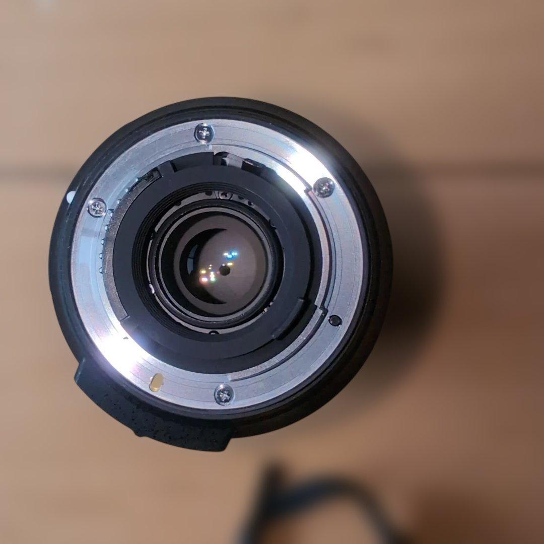 Nikon D5300 と18-140mm ズームレンズのセット