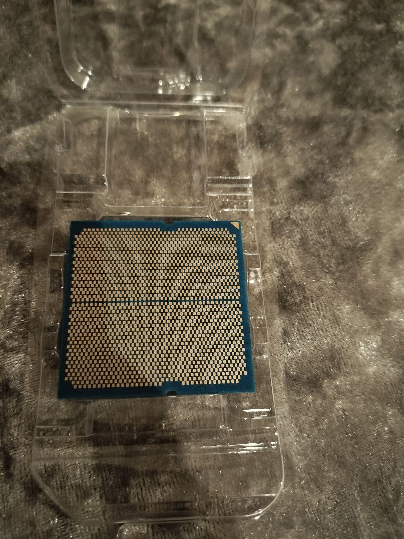 AMD Ryzen 7 7800X3D CPU 本体　美品