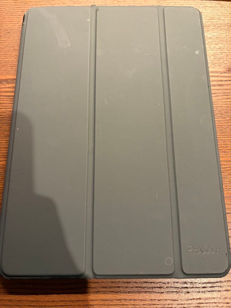 iPad Air 第2世代 A1567 シルバー 16GB