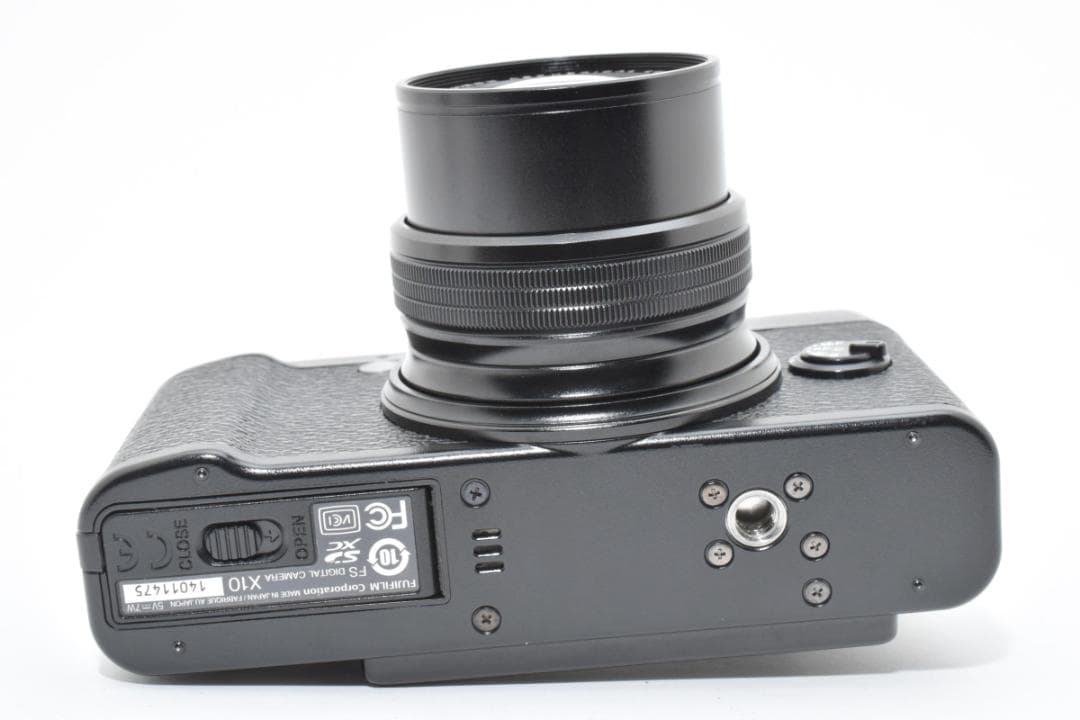 ■美品■FUJIFILM フジフイルム X10