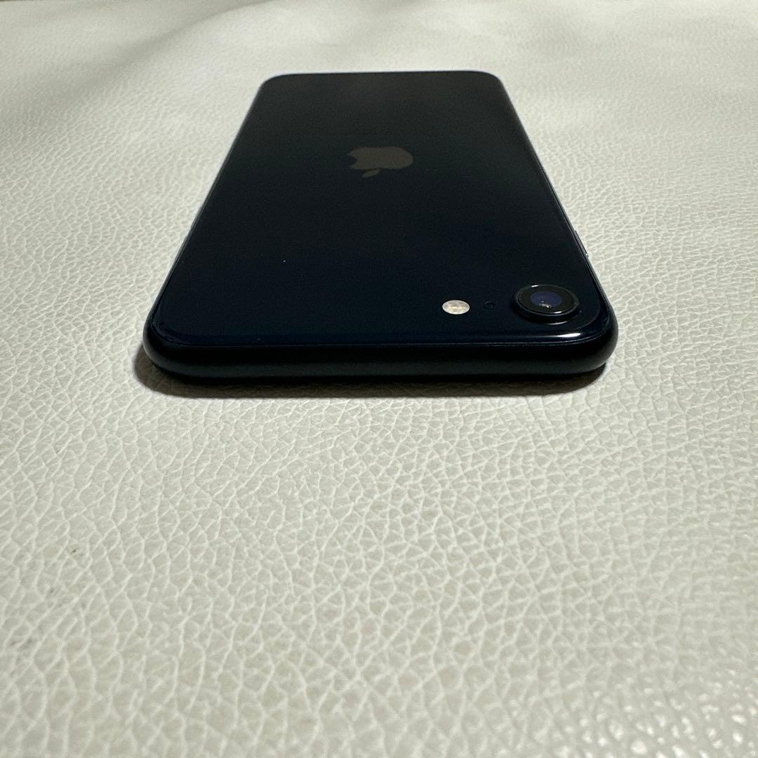 【美品】iPhone SE 第3世代 BLACK BT82%