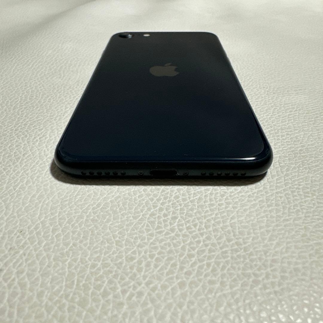 【美品】iPhone SE 第3世代 BLACK BT82%