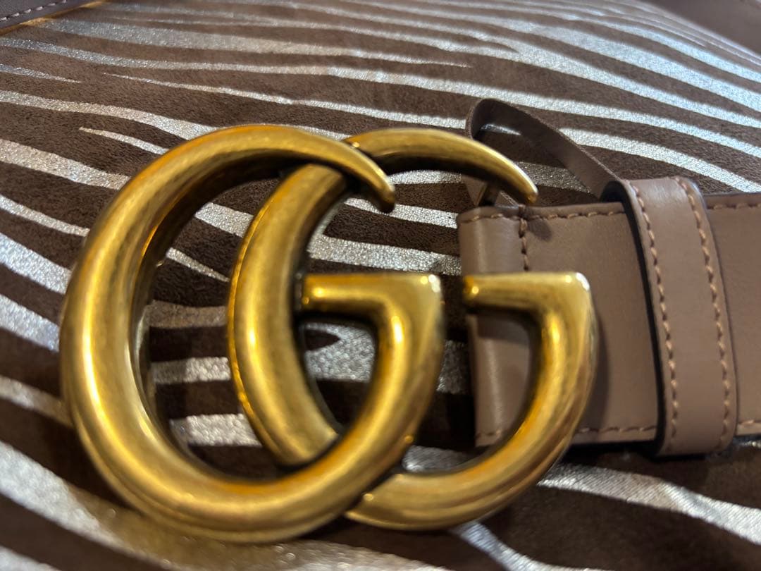 Gucci GGロゴバックル ブラウンレザーベルト