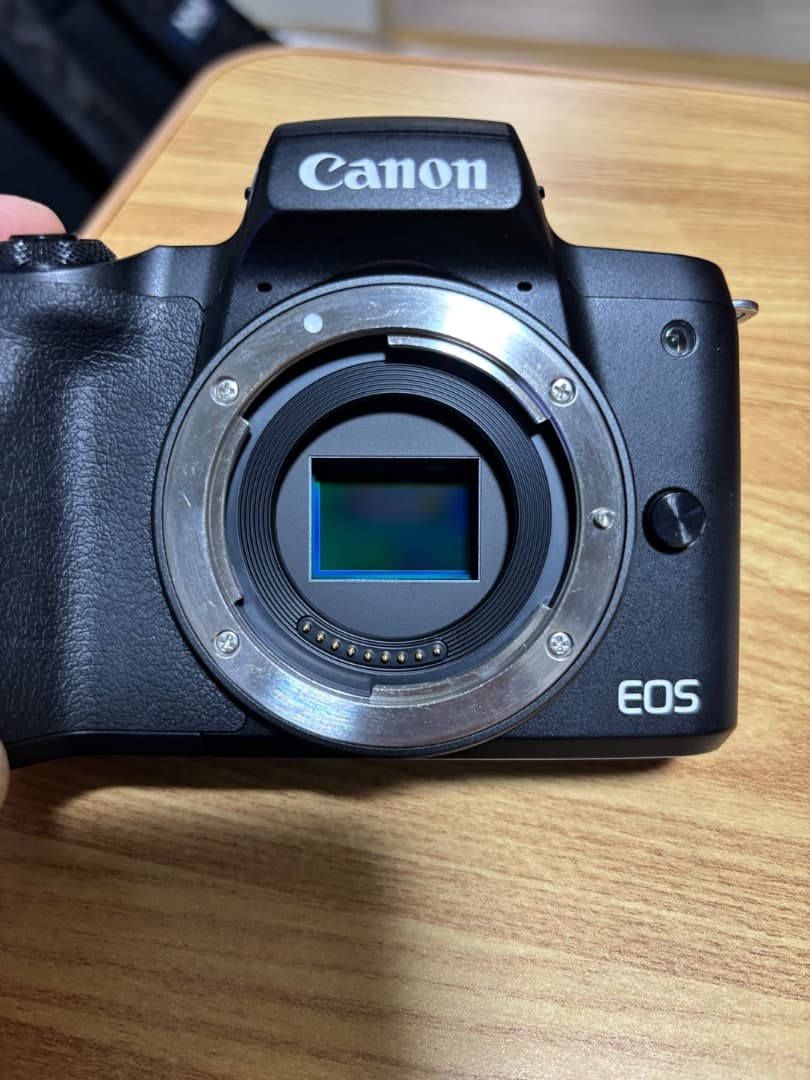 ミラーレス一眼カメラCanon EOS Kiss M2