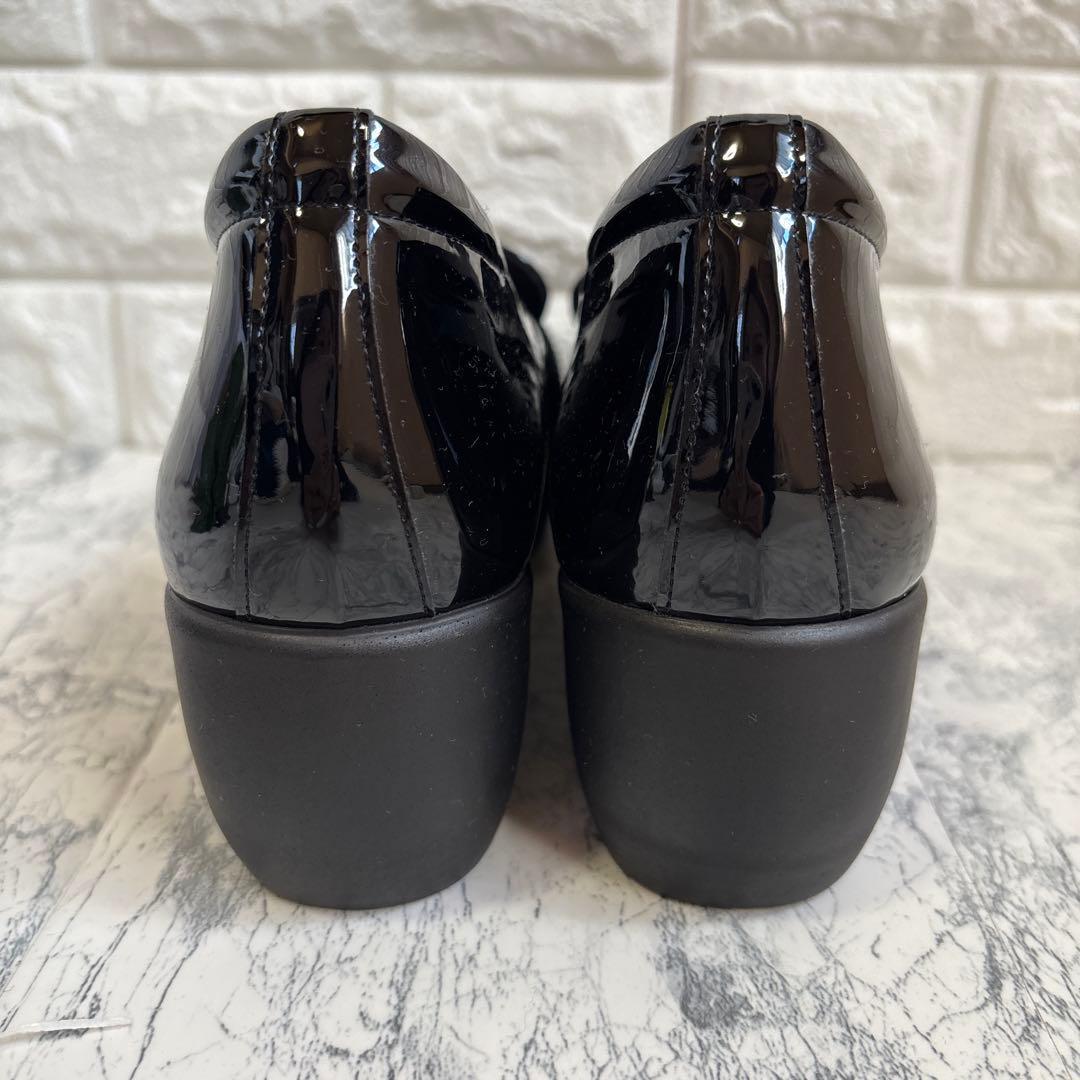 【美品】HILLS AVENUE ヒルズアヴェニュー 黒 エナメル ウェーブ24