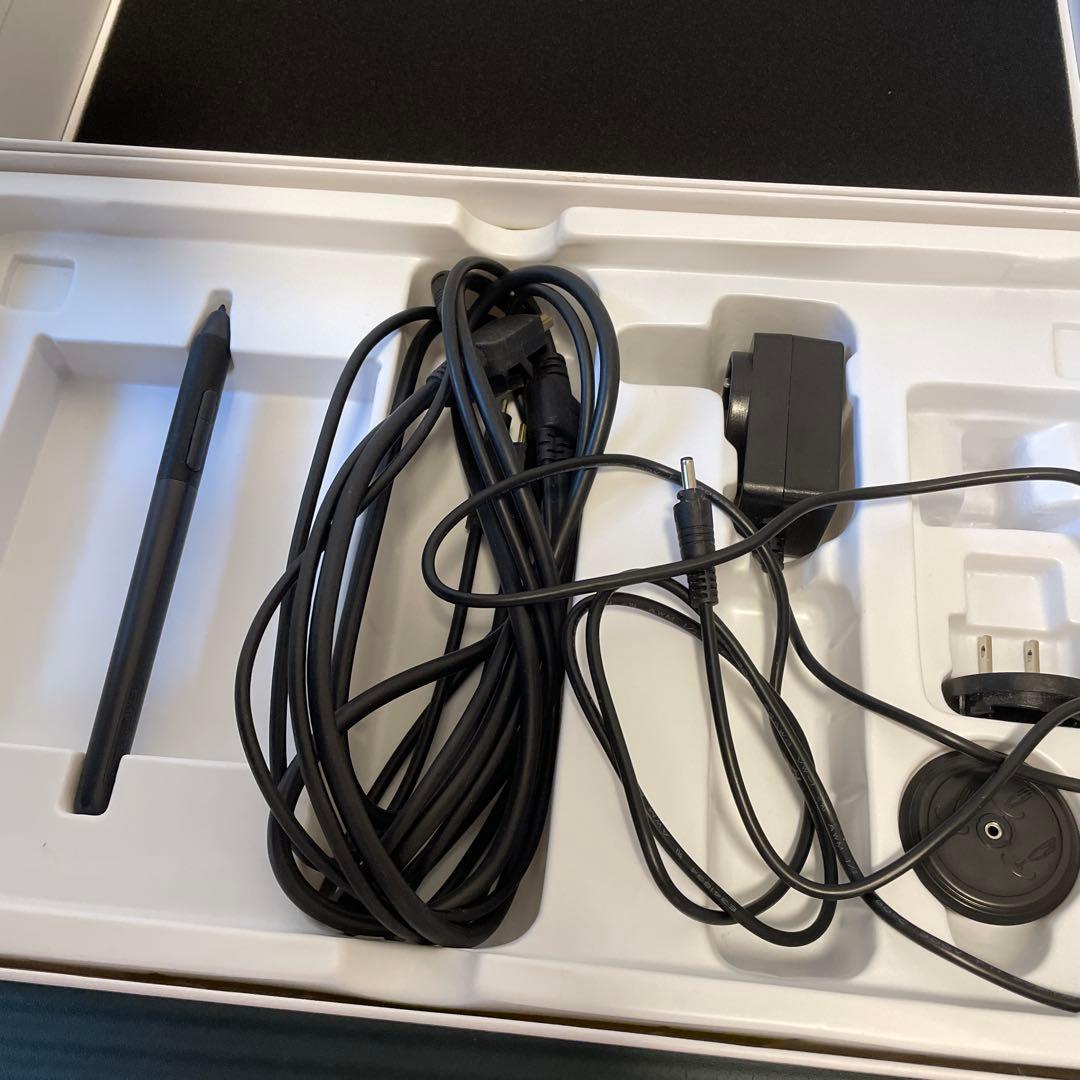 液晶ペンタブレット本体